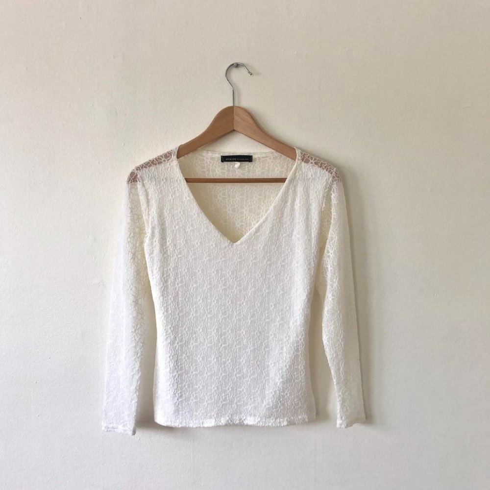 Vintage White Long Sleeve Floral Mesh Top by Rayure Paris
